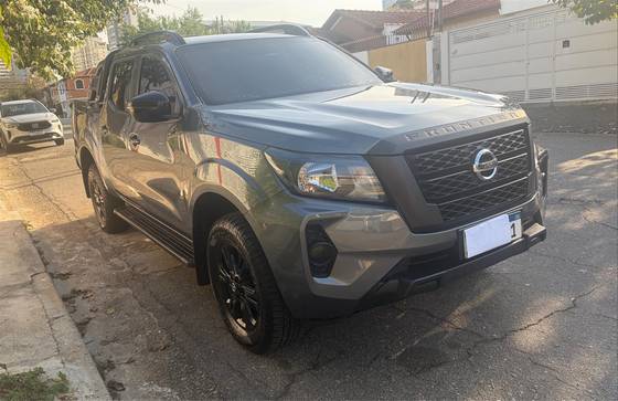 NISSAN FRONTIER 2.3 16V TURBO DIESEL ATTACK CD 4X4 AUTOMÁTICO