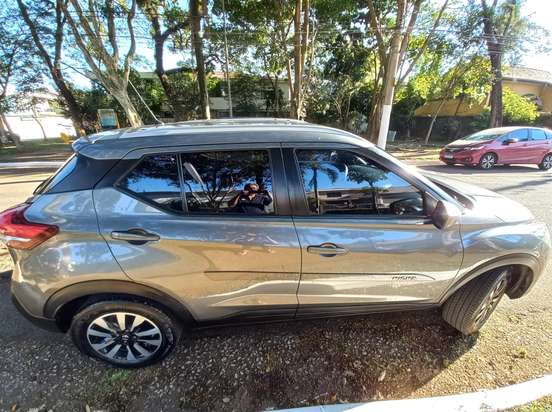 NISSAN-KICKS-2019