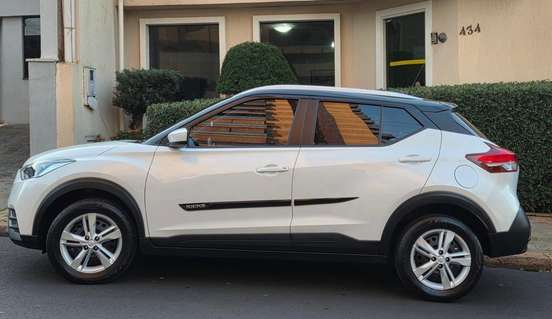 NISSAN-KICKS-2019