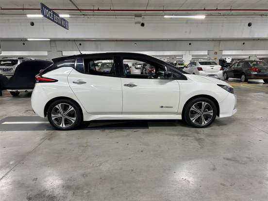 NISSAN-LEAF-B12P 40 ELÉTRICO NISSAN-LEAF-2019