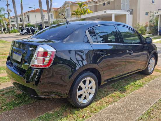 NISSAN-SENTRA-2009