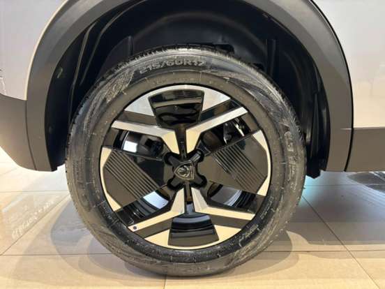 PEUGEOT-2008-2026