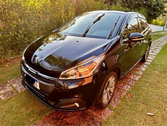 PEUGEOT 208 1.6 GRIFFE 16V FLEX 4P AUTOMÁTICO