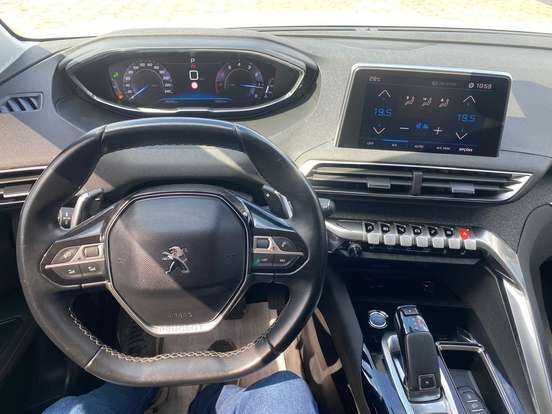 PEUGEOT-3008-1.6 GRIFFE PACK THP 16V GASOLINA 4P AUTOMÁTICO PEUGEOT-3008-2018
