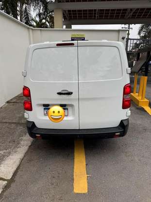 PEUGEOT-EXPERT-2021