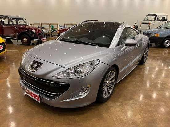PEUGEOT-RCZ-2011