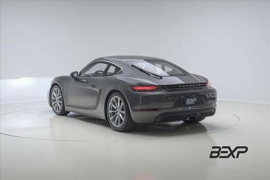 PORSCHE-718-2024