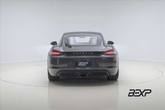 PORSCHE-718-2024