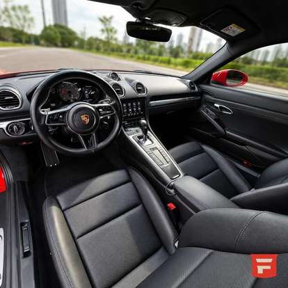 PORSCHE-718-2020