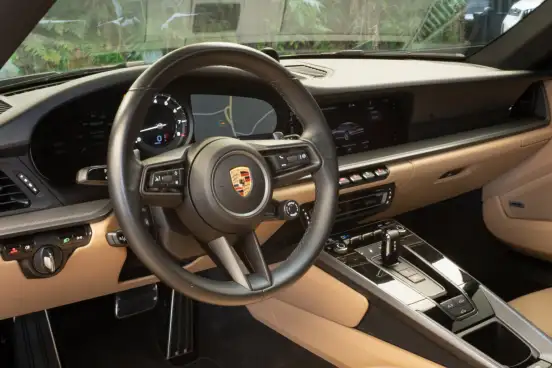 PORSCHE-911-2020