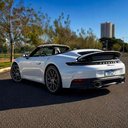PORSCHE-911-2025