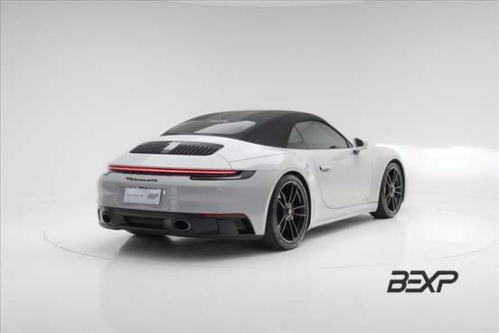 PORSCHE-911-2024
