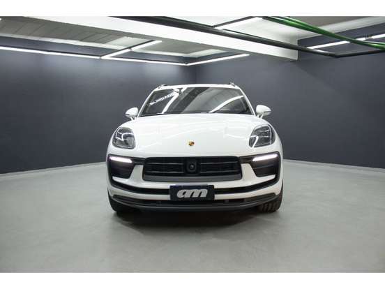 PORSCHE-MACAN-2024