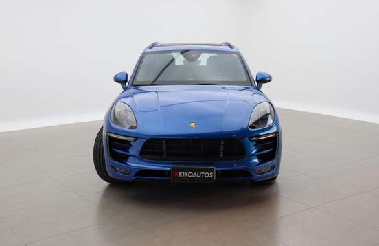 PORSCHE-MACAN-2016