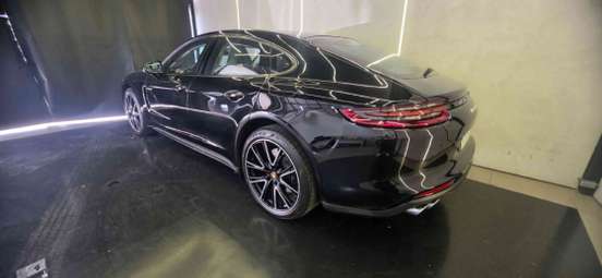 PORSCHE-PANAMERA-2020