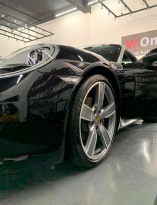 PORSCHE-911-2018
