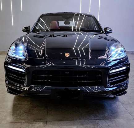 PORSCHE-CAYENNE-2022