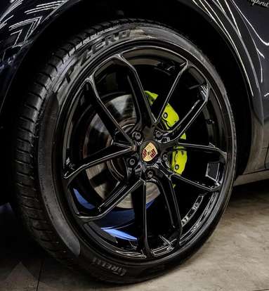 PORSCHE-CAYENNE-2022