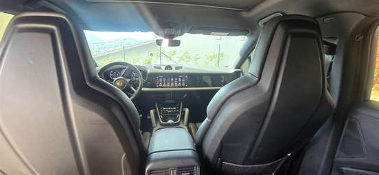 PORSCHE-CAYENNE-2024