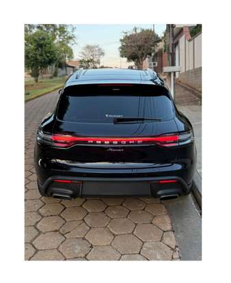 PORSCHE-MACAN-2024