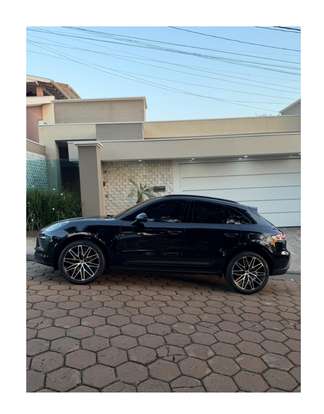 PORSCHE-MACAN-2024