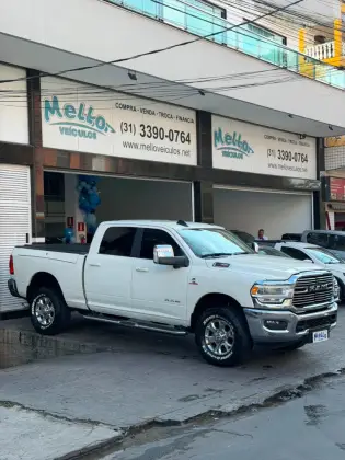 RAM 2500 6.7 I6 TURBO DIESEL LARAMIE CD 4X4 AUTOMÁTICO