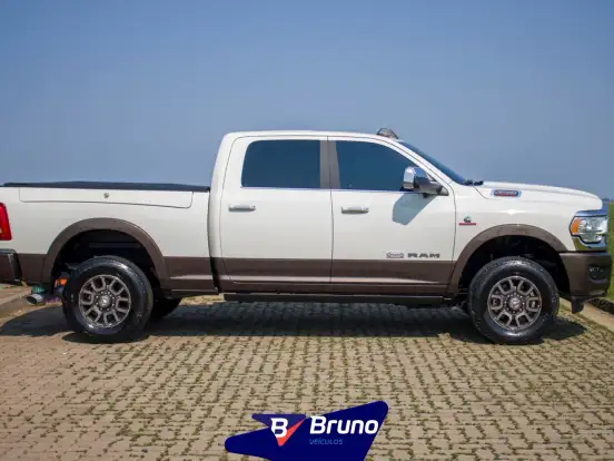 RAM-3500-6.7 I6 TURBO DIESEL LIMITED LONGHORN CD 4X4 AUTOMÁTICO RAM-3500-2022