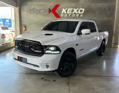 RAM CLASSIC 5.7 V8 GASOLINA LARAMIE CD 4X4 AUTOMÁTICO RAM CLASSIC 5.7 V8 GASOLINA LARAMIE CD 4X4 AUTOMÁTICO