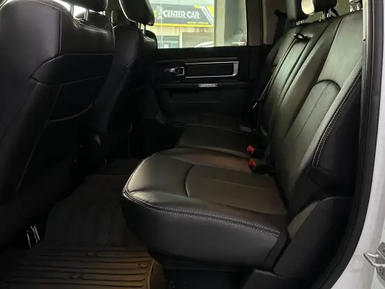 RAM-CLASSIC-5.7 V8 GASOLINA LARAMIE CD 4X4 AUTOMÁTICO RAM-CLASSIC-2022