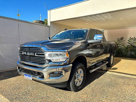 RAM 2500 6.7 I6 TURBO DIESEL LARAMIE CD 4X4 AUTOMÁTICO