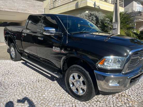 RAM-2500-6.7 LARAMIE 4X4 CD I6 TURBO DIESEL 4P AUTOMÁTICO RAM-2500-2015