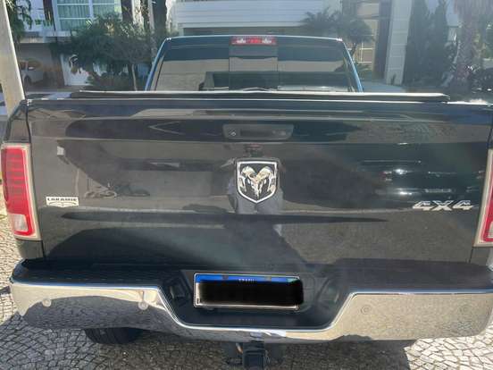 RAM-2500-6.7 LARAMIE 4X4 CD I6 TURBO DIESEL 4P AUTOMÁTICO RAM-2500-2015