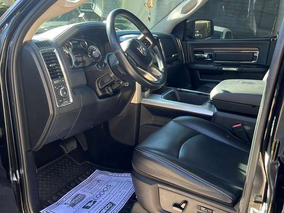 RAM-2500-6.7 LARAMIE 4X4 CD I6 TURBO DIESEL 4P AUTOMÁTICO RAM-2500-2015