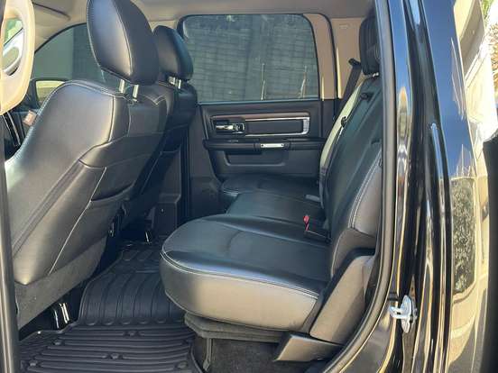 RAM-2500-6.7 LARAMIE 4X4 CD I6 TURBO DIESEL 4P AUTOMÁTICO RAM-2500-2015
