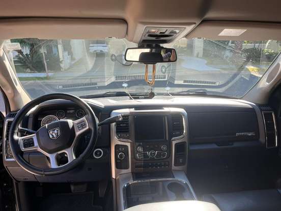 RAM-2500-6.7 LARAMIE 4X4 CD I6 TURBO DIESEL 4P AUTOMÁTICO RAM-2500-2015