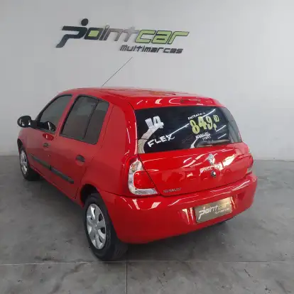 RENAULT-CLIO-2013