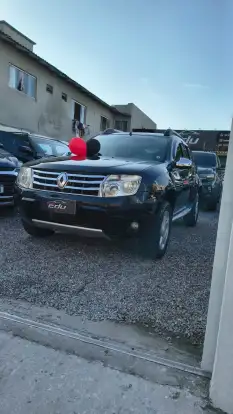 RENAULT-DUSTER-2011