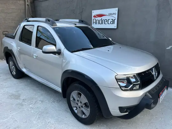 RENAULT DUSTER OROCH 2.0 16V FLEX DYNAMIQUE 4P AUTOMÁTICO RENAULT DUSTER OROCH 2.0 16V FLEX DYNAMIQUE 4P AUTOMÁTICO
