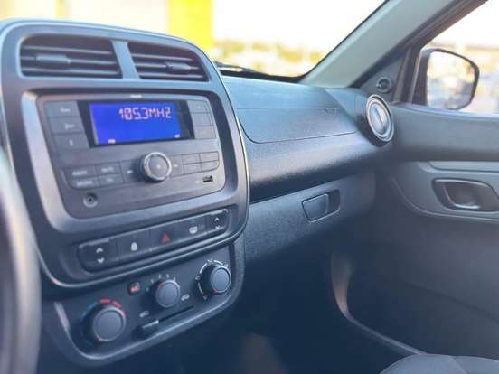 RENAULT-KWID-1.0 12V SCE FLEX ZEN MANUAL RENAULT-KWID-2023