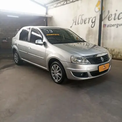 RENAULT LOGAN 1.0 EXPRESSION 16V FLEX 4P MANUAL RENAULT LOGAN 1.0 EXPRESSION 16V FLEX 4P MANUAL