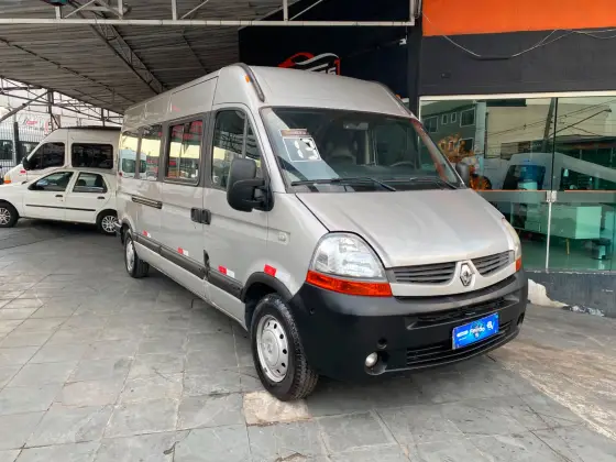 RENAULT MASTER 2.5 DCI MINIBUS L3H2 16 LUGARES 16V DIESEL 3P MANUAL RENAULT MASTER 2.5 DCI MINIBUS L3H2 16 LUGARES 16V DIESEL 3P MANUAL