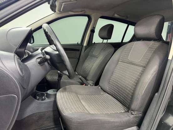 RENAULT-SANDERO-1.6 PRIVILÉGE 16V FLEX 4P AUTOMÁTICO RENAULT-SANDERO-2012