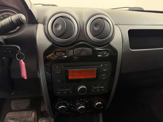 RENAULT-SANDERO-1.6 PRIVILÉGE 16V FLEX 4P AUTOMÁTICO RENAULT-SANDERO-2012