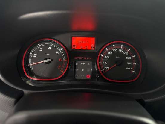 RENAULT-SANDERO-1.6 STEPWAY 16V FLEX 4P AUTOMÁTICO RENAULT-SANDERO-2012