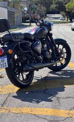 ROYAL ENFIELD-CLASSIC 350 DARK-2023