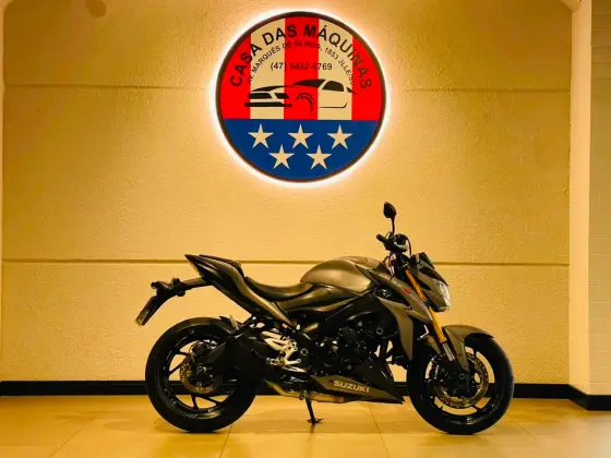 SUZUKI GSX-S1000 ABS SUZUKI GSX-S1000 ABS