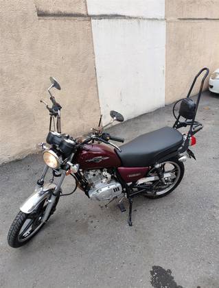 SUZUKI INTRUDER 125 