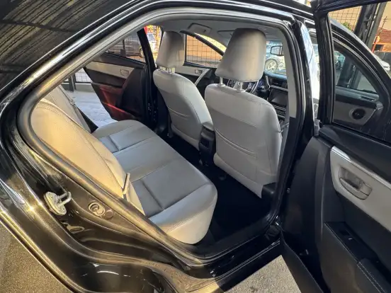 TOYOTA-COROLLA-2017