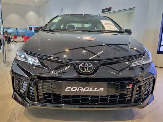 TOYOTA-COROLLA-2026