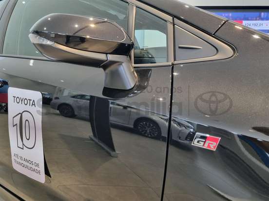 TOYOTA-COROLLA-2026